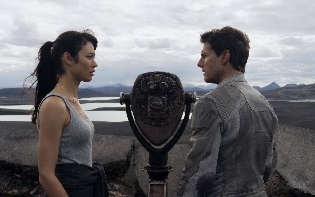 Movies like Edge of Tomorrow: Oblivion (2013)